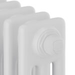 Трубчатый радиатор Royal Thermo Insignia VC3050.10.9016 трехтрубный, 500 мм высотой, 470 мм длиной, 10 секций, нижнее подключение с вентилем, белый (RAL 9016)
