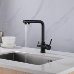 Смеситель ABBER Emotion AF8814B для кухни с подключением фильтра и выдвижной лейкой, черный матовый