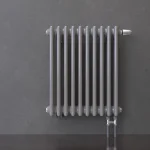 Трубчатый радиатор KZTO Batarìa 2-500-11 / 11 секц.,   2-трубный, высотой 576 мм., шириной 515 мм., нижн. подключение, цвет белый
