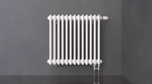 Трубчатый радиатор KZTO Batarìa 3-500-31 / 31 секц.,   3-трубный, высотой 576 мм., шириной 1415 мм., нижн. подключение, цвет белый