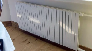 Трубчатый радиатор KZTO Соло В 2-750-8 / 8 секц., 2-трубный, высотой 784 мм., шириной 353 мм., нижнее подключение,