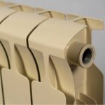 Биметаллический радиатор Rifar MONOLIT 300 - 14 секций,  высотой 365 мм., шириной 1120 мм., боковое подключение, цвет белый