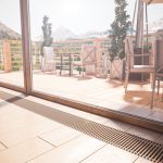 Электрический внутрипольный конвектор Savva KV Electro, глубиной 90, шириной решетки 200, длинной 1100 (мм./мм./мм.), с решеткой на выбор